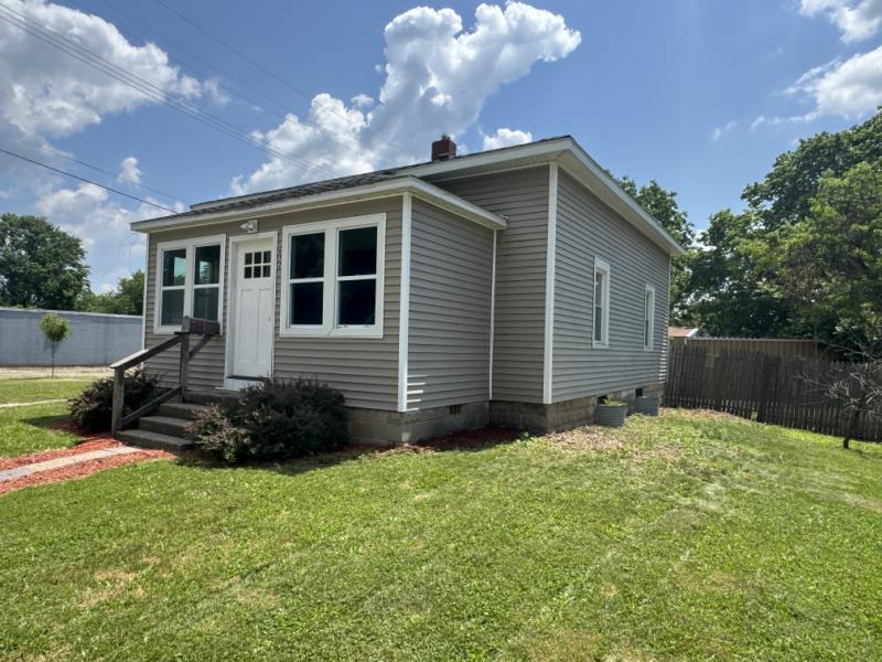 Rental 201532 Main Image