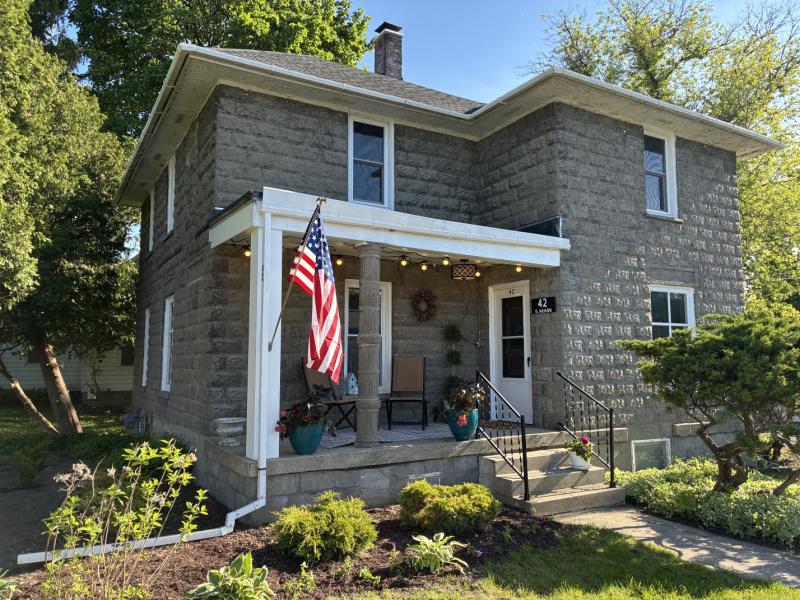 Rental 203624 Main Image