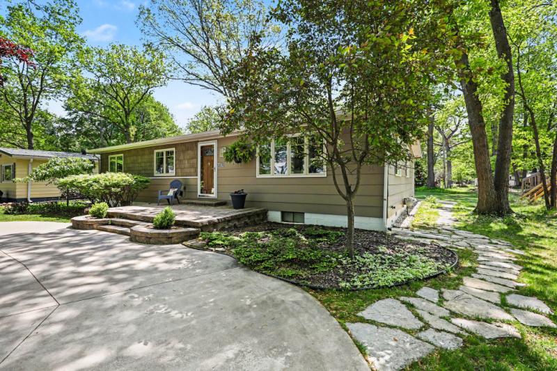 Rental 203739 Main Image
