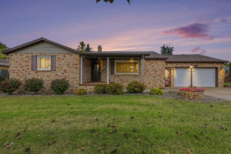 Rental 204859 Main Image