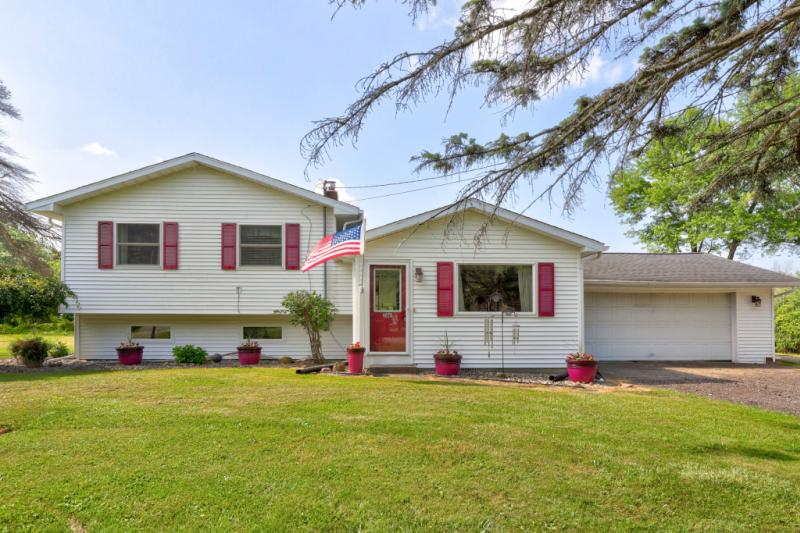 Rental 202129 Main Image