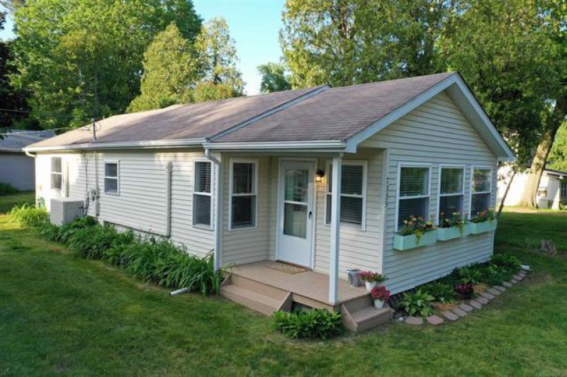 Rental 203880 Main Image