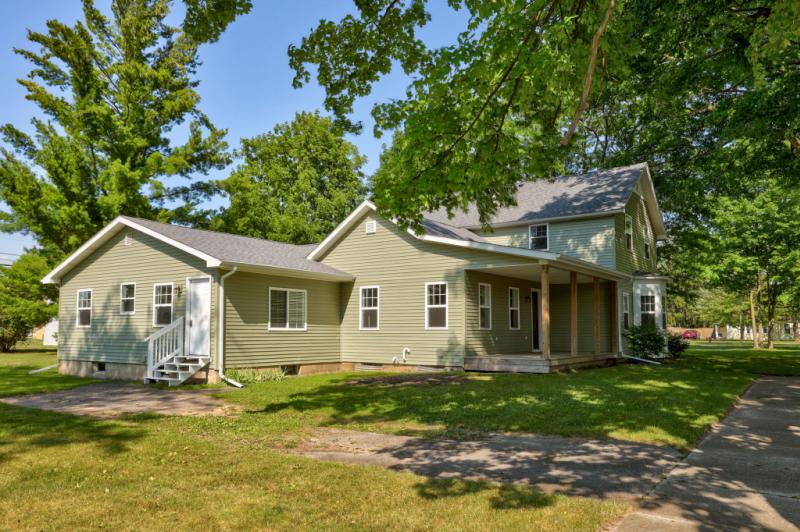 Rental 204456 Main Image