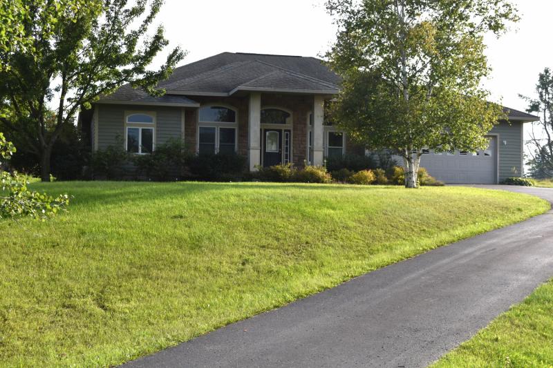 Rental 204638 Main Image